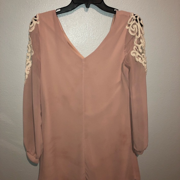 Cute Natural Dress - Picture 2 of 3